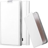 Cadorabo Hoesje voor Nokia Lumia 520 / 521 in CLASSY ZILVER - Beschermhoes met magnetische sluiting, standfunctie en kaartvakje Book Case Cover Etui