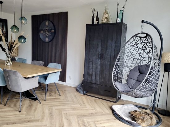 Panneaux acoustiques décoratifs muraux PRO avec noyer de Nordic Acoustics  en 240x60cm