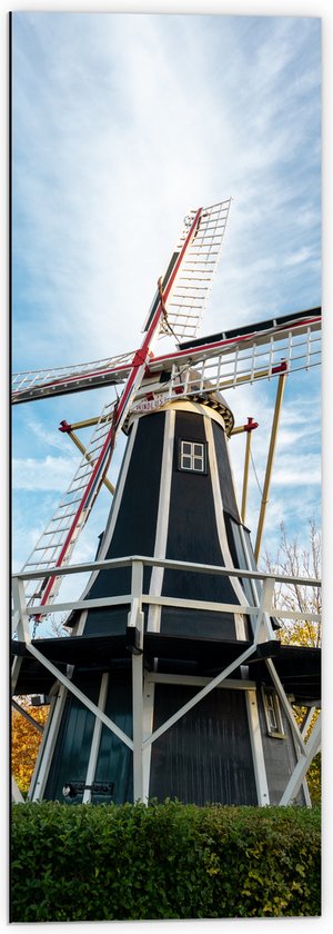 Dibond - Oude Zwarte Houten Windmolen onder Sluierbewolking - 40x120 cm Foto op Aluminium (Wanddecoratie van metaal)