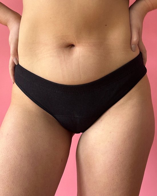 Menstruatie Ondergoed Lotties Period - High leg rib XL - Zwart - Duurzaam menstrueren - Mid-Taille - Geniet van volledige bescherming tijdens je menstruatieperiode met Lotties Period menstruatie ondergoed.