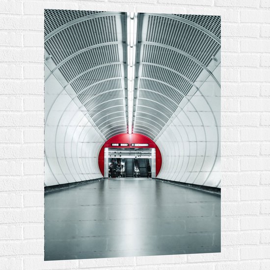 WallClassics - Muursticker - Ondergrondse roltrappen - Wenen - 80x120 cm Foto op Muursticker