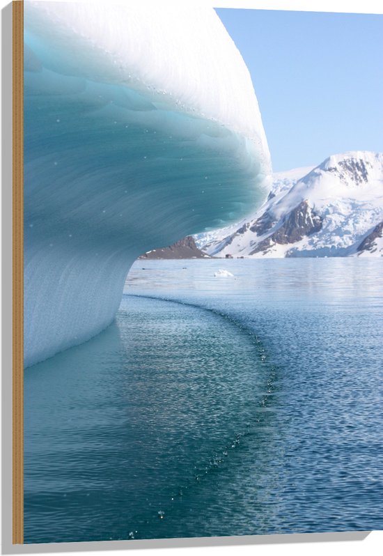 WallClassics - Hout - IJsbergen boven het Water - 60x90 cm - 9 mm dik - Foto op Hout (Met Ophangsysteem)