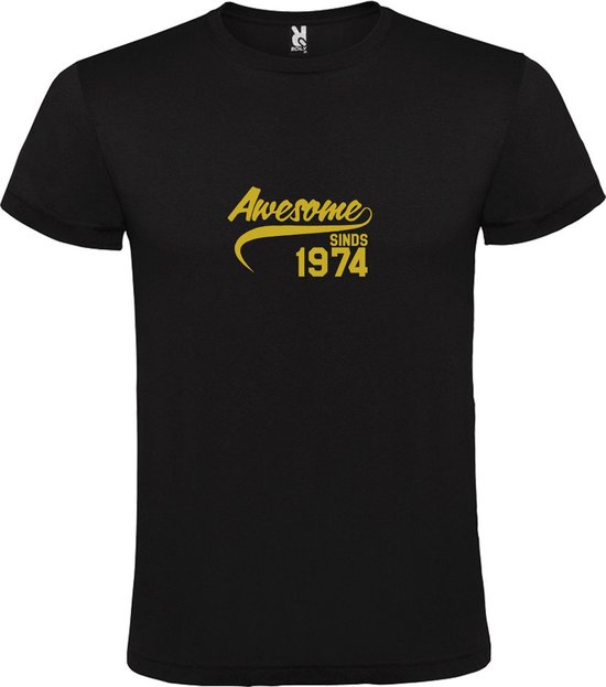 Zwart T-Shirt met “Awesome sinds 1974 “ Afbeelding Goud Size S