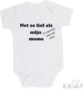 Barboteuse Soft Touch "Tout aussi douce que ma maman et têtue dit mon papa" Unisexe Katoen Wit/noir Taille 62/ 68