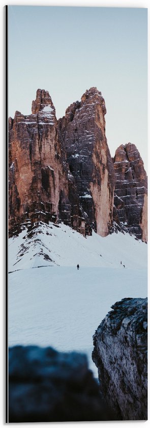 WallClassics - Dibond - Berg in Sneeuwlandschap - 20x60 cm Foto op Aluminium (Wanddecoratie van metaal)