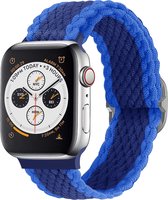 Strap-it Gevlochten / Geweven bandje - Geschikt voor Apple Watch Series 1/2/3/4/5/6/7/8/9/SE/Ultra - Blauw mix - Braided verstelbaar iWatch bandje maat 42 mm 44 mm 45 mm 49 mm