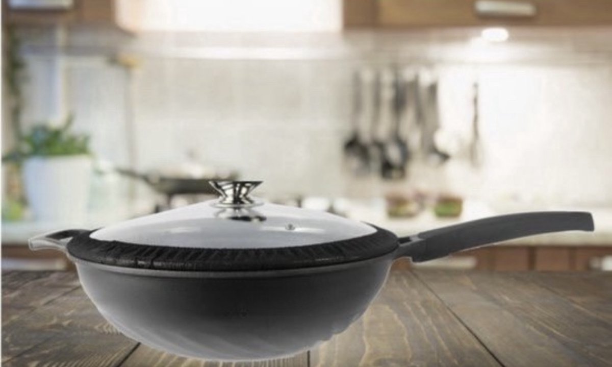 Wokpan XL met Glazen Deksel Ø 32 cm- Zwart - Aziatisch koken - Oriental Kitchen
