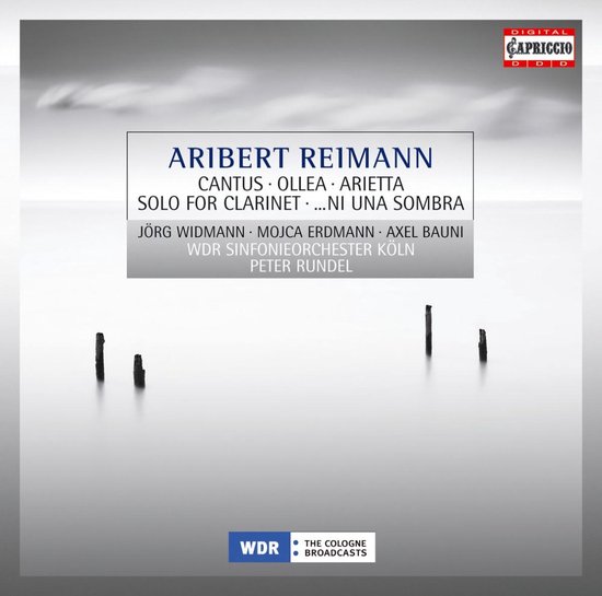 Albumhoes met titel "Aribert Reimann". Verticale zwarte lijnen op een wateroppervlak.