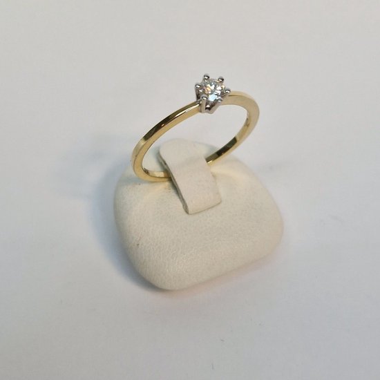 Geel/witgouden damesring - verlovingsring - 14 karaat – diamant – 0.19crt - uitverkoop Juwelier Verlinden St. Hubert - van €1635,= voor €1339,=