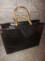 Zwarte handtas met houten handsvat, Handtas, Shopper, Zwarte tas, Houten handsvat zwarte tas