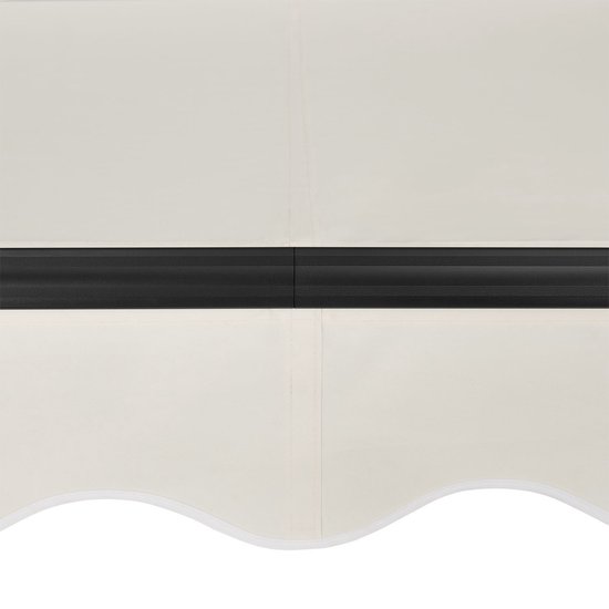 Close-up van de naad en structuur van beige luifelstof.