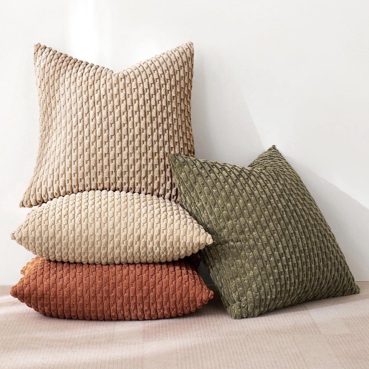Set van 4 corduroy kussenslopen, decoratieve kussenhoezen, moderne bankkussensoop, kussens, bankkussens voor bank, sierkussen, woonkamer, slaapkamer, 50 x 50 cm, bruin groene serie