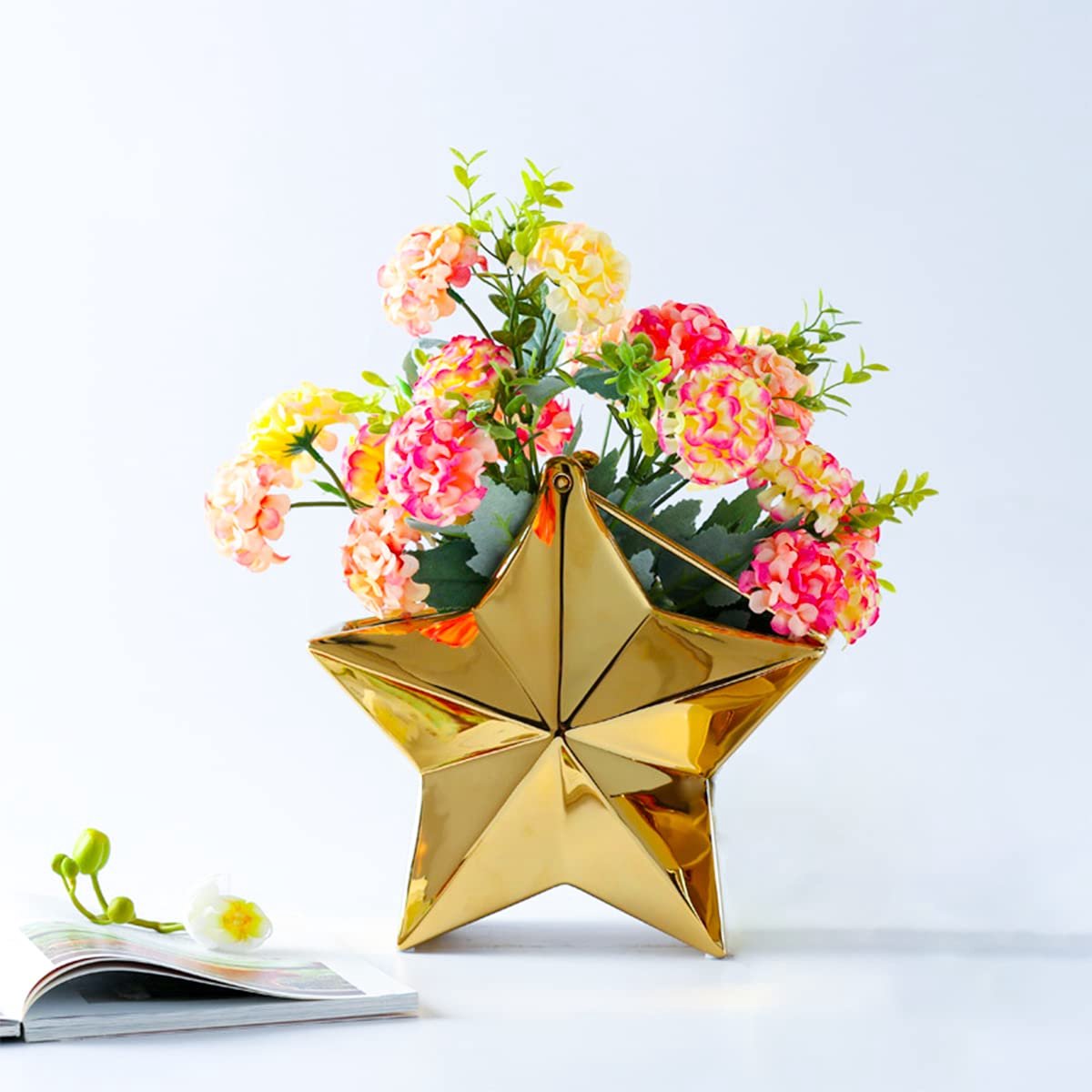 SnelShoppen - Star Shaped Ceramic Small Desk Vase - Bloemenvaas, Plant Pot, Decoratieve Vaas - Goud Coating, Keramiek, Hydroponisch, Perfect voor Thui