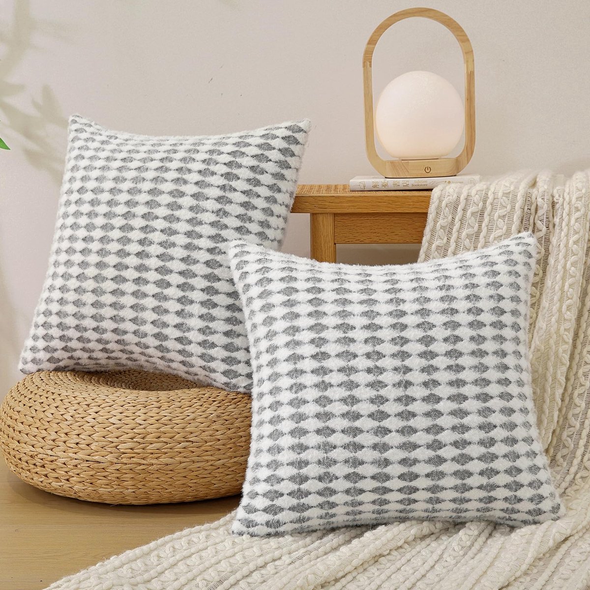Chenille Kussenhoezen 45x45 2er Set, Moderne Zachte Kussensloop in Ruitpatroon, Duurzaam Vierkant Decoratieve Kussenhoes met Rits, Wasbaar Voor Woonkamer Bank Slaapkamer, Rookgrijs