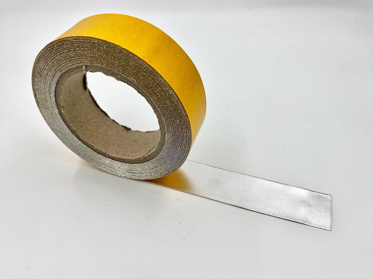 Dailygoods- Hittewerende Tape - Zelfklevend - Aluminiumgecoat - Tot 500 °C - 3,5 cm x 1 m - Universeel inzetbare hittebescherming - Isolatietape