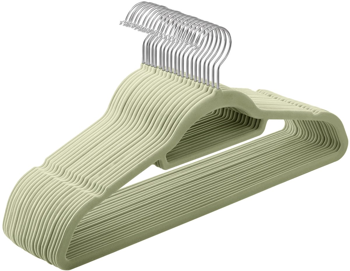 Famanu – Fluwelen kleerhangers, set van 20 stuks, 0,6 cm dik, antislip ontwerp voor het ophangen van kleding