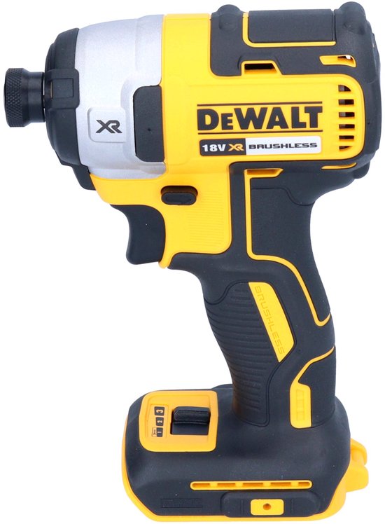 DeWALT 18V XR Brushless slagschroevendraaier, geel en zwart met zilveren kop en batterij-indicator.