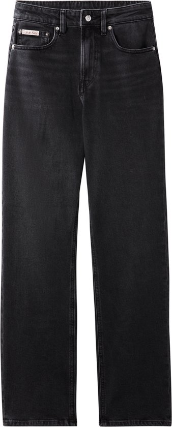 Zwarte jeans met recht model en Calvin Klein label op het muntzakje.
