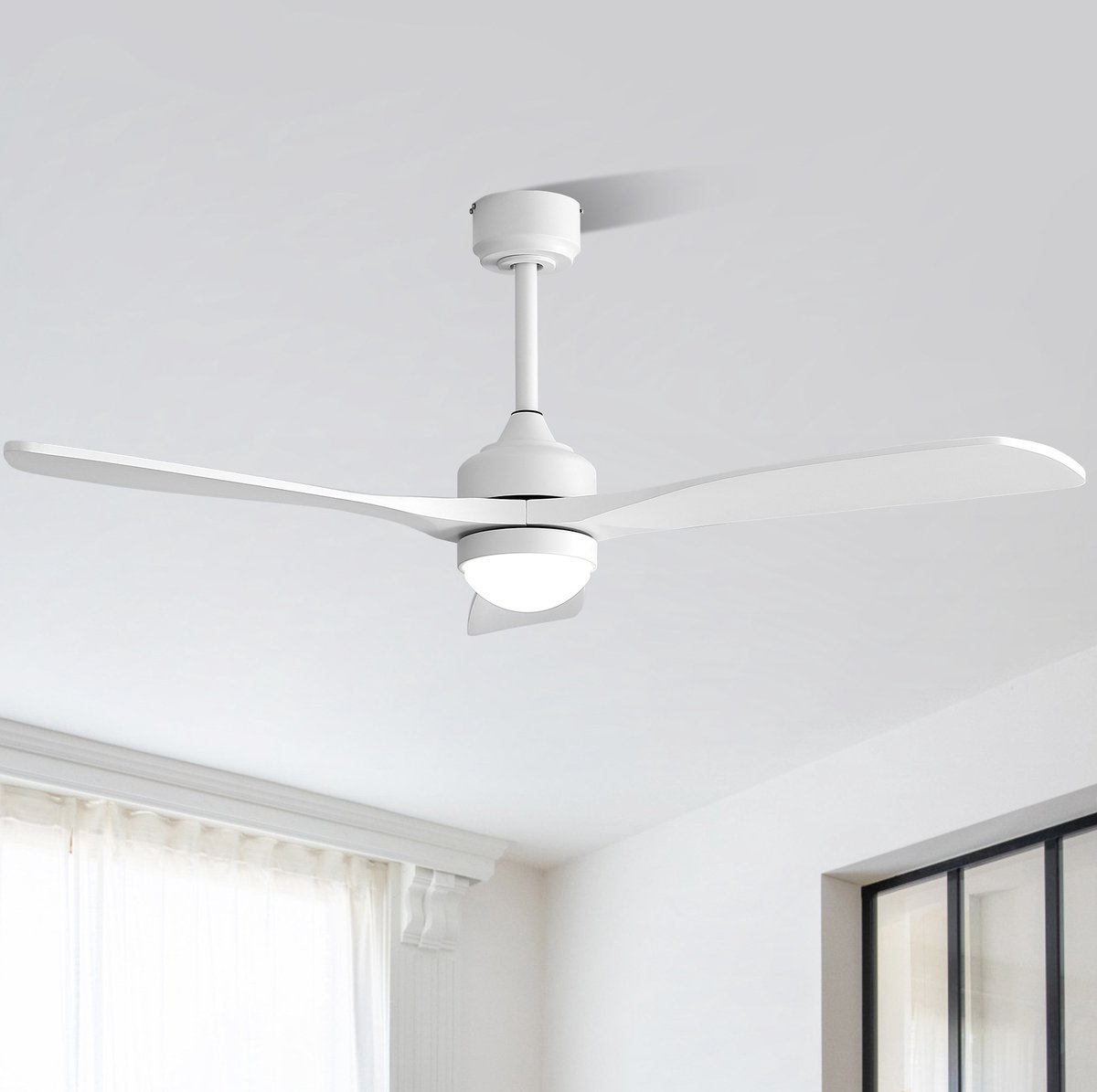 DESMIU Plafondventilator 132 Cm - Met Verlichting, DC-Motor, 6 Snelheden En Afstandsbediening - Voor Woonkamer En Slaapkamer - Hout - Wit