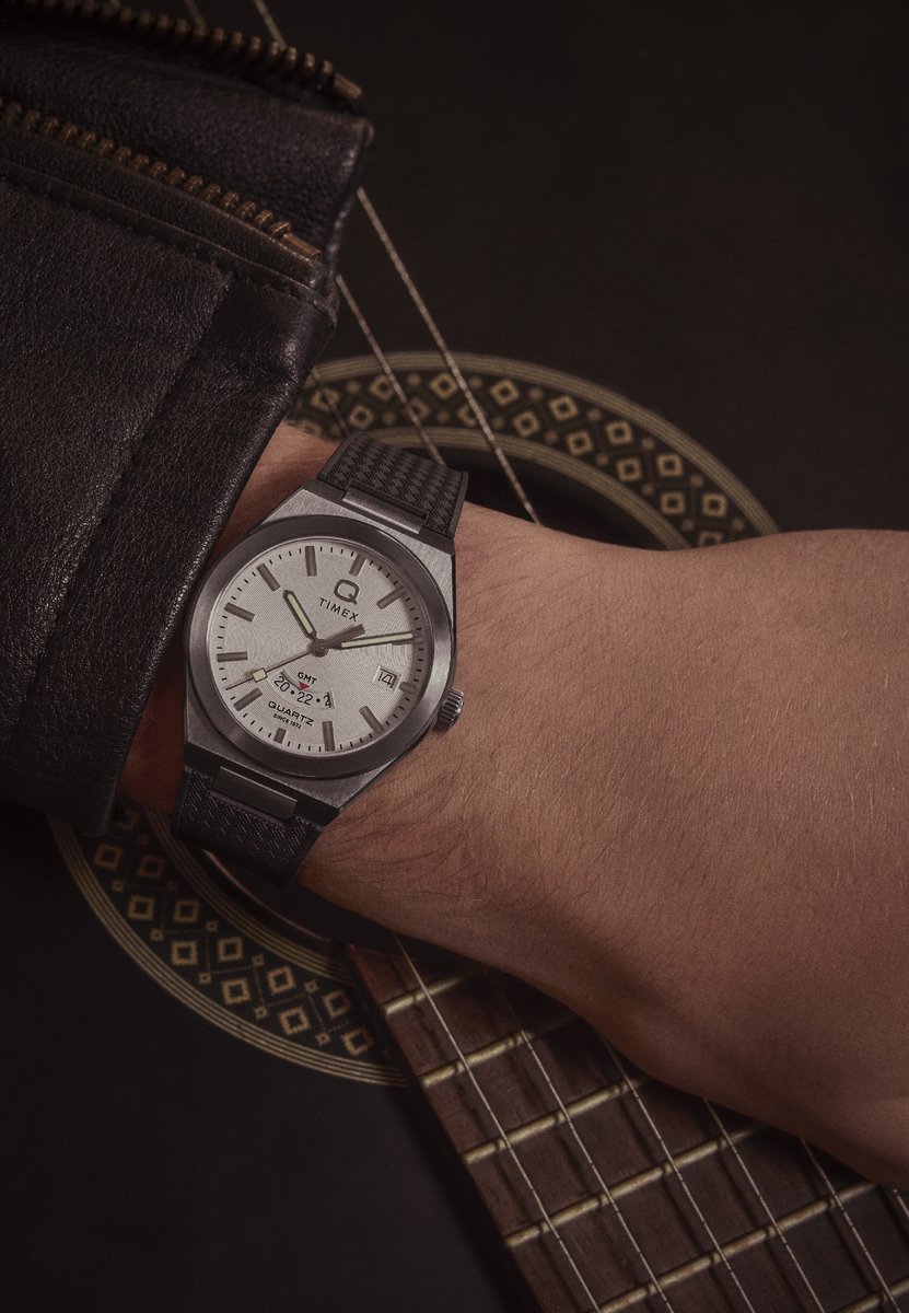 Timex Q Timex Continental Gmt 39Mm Synthetic Rubber Strap Watch Quartz Analoog Horloge Zwart Kast Gemaakt Van 100% Roestvrij Staal En Een Armband Van 100% Synthetisch Rubber 39 TW2Y12200AJ