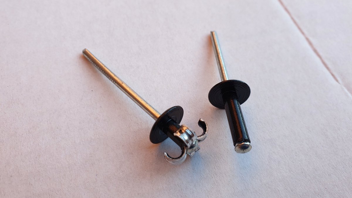 Zwarte expansienagels voor diverse toepassingen, 4x8mm, 50 stuks
