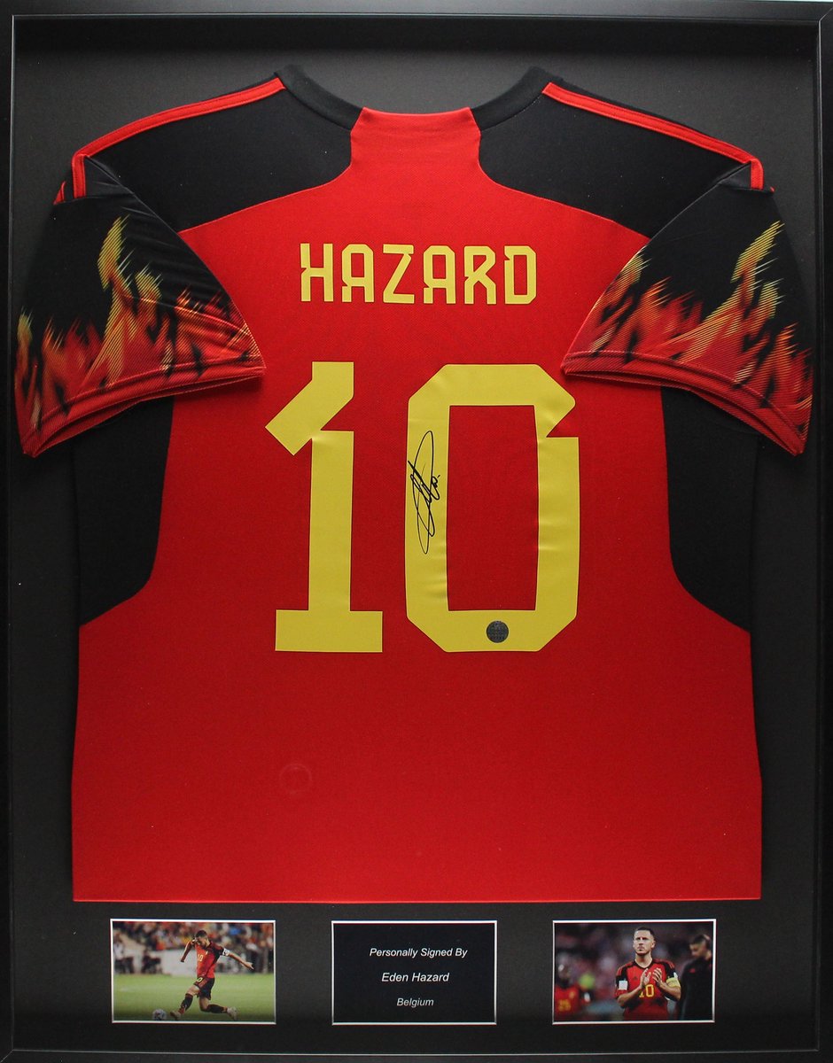 Eden Hazard gesigneerd België 22/23 ingelijst thuis shirt