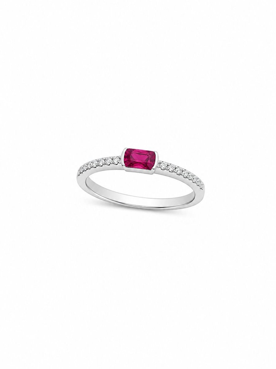 ring met roze zirkonia steentje ovaal