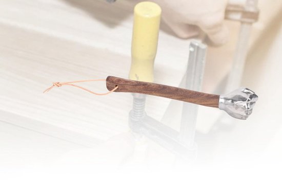 Dailygoods- Handhamer Roestvrijstalen Kop - Houten Handvat - Antislip Grip - Veelzijdig Gereedschap - Duurzaam Ontwerp - Geschikt voor Bouw en Tuinieren - Hamer van Dailygoods — afbeelding 4