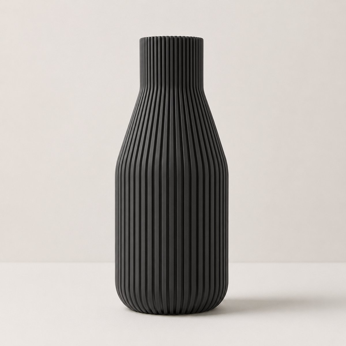 Waterdichte Ribbed Design Vaas - 25 cm - Mat Zwart - Japandi