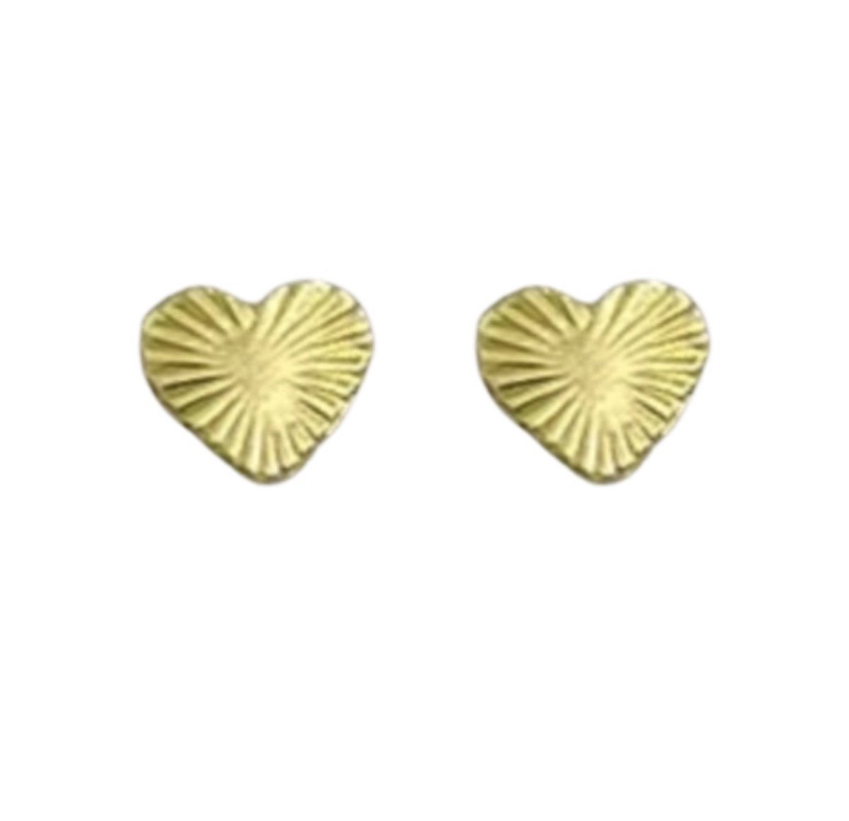 Magneet oorbellen -Goudkleurig -klein hartje- 0.4 cm- geen gaatje- Charme Bijoux