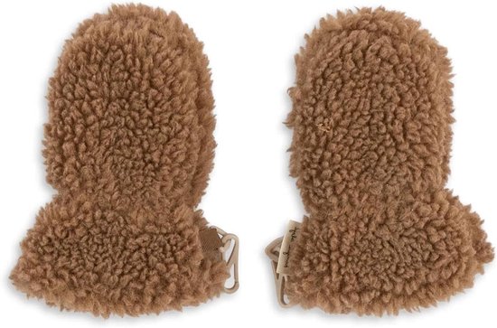 Bruine teddy fleece babywanten met beige gespen en klein merklabel aan de zijkant.