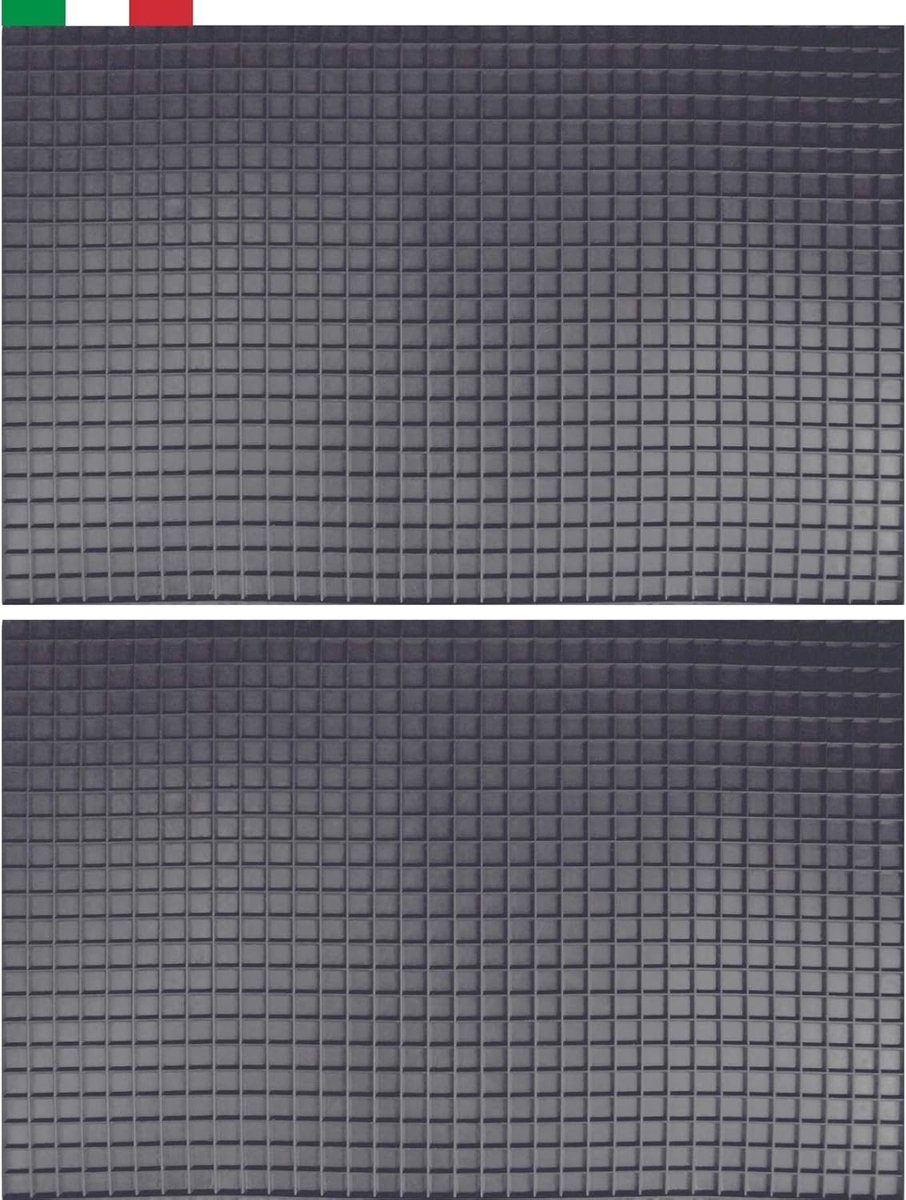 SnelShoppen - 2 Stuks Rubber Matten 43 x 29 cm - Handgemaakt in Italië - Zwart - Antislip - Auto en Kofferbak Bescherming