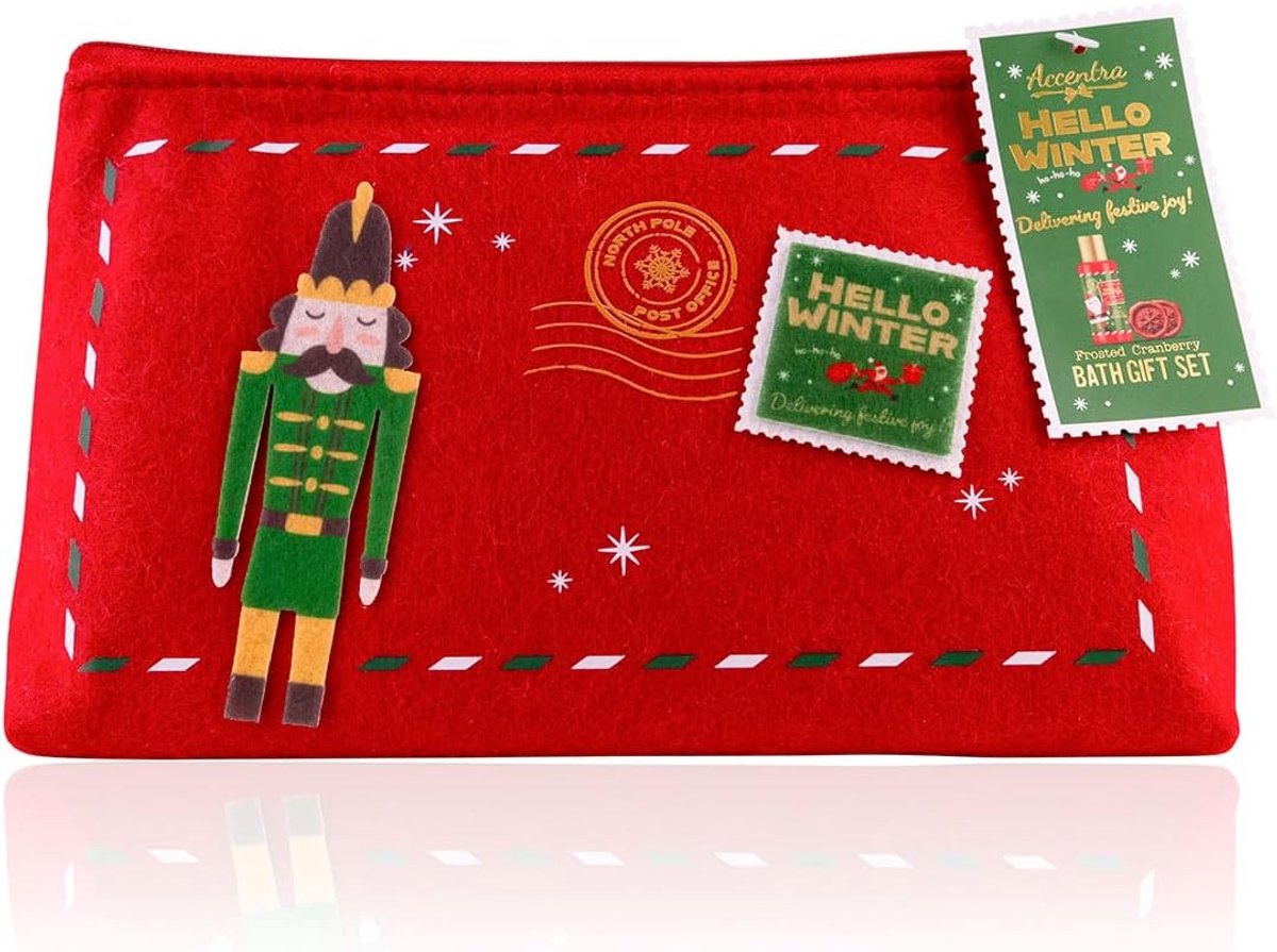 HELLO WINTER badset in vilten tas, inclusief douchegel, 2 badbruisballen, geur: Frosted Cranberry, kerstcadeau voor dames, vilten tas met notenkrakerdecoratie
