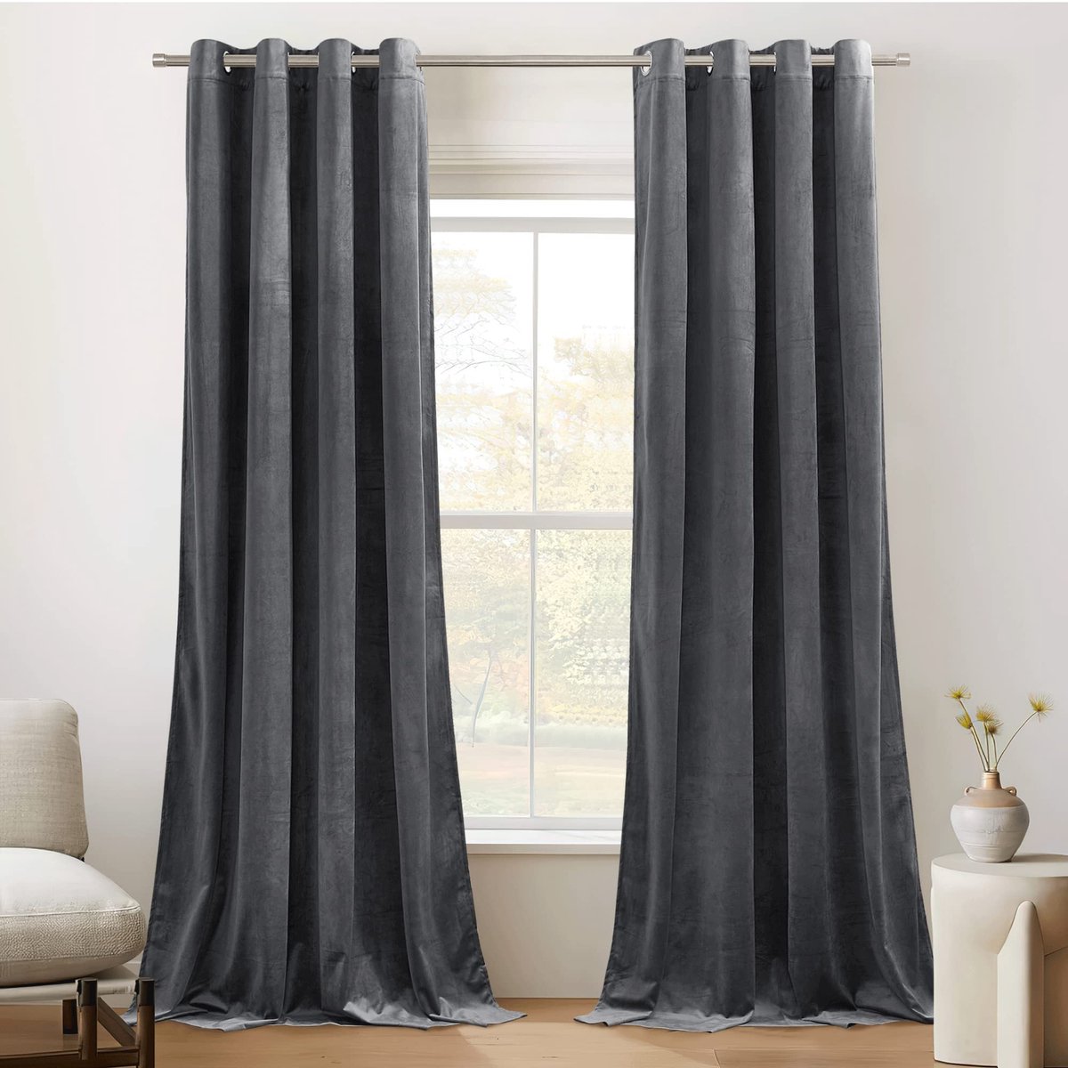 Omgoods- Gordijnen Verduisterend 300 g/m2 - Fluwelen Gordijnen - Kant en Klaar 2 Stuks - 132x240 cm - Met Lussen - Hoge Kwaliteit - Raamdecoratie