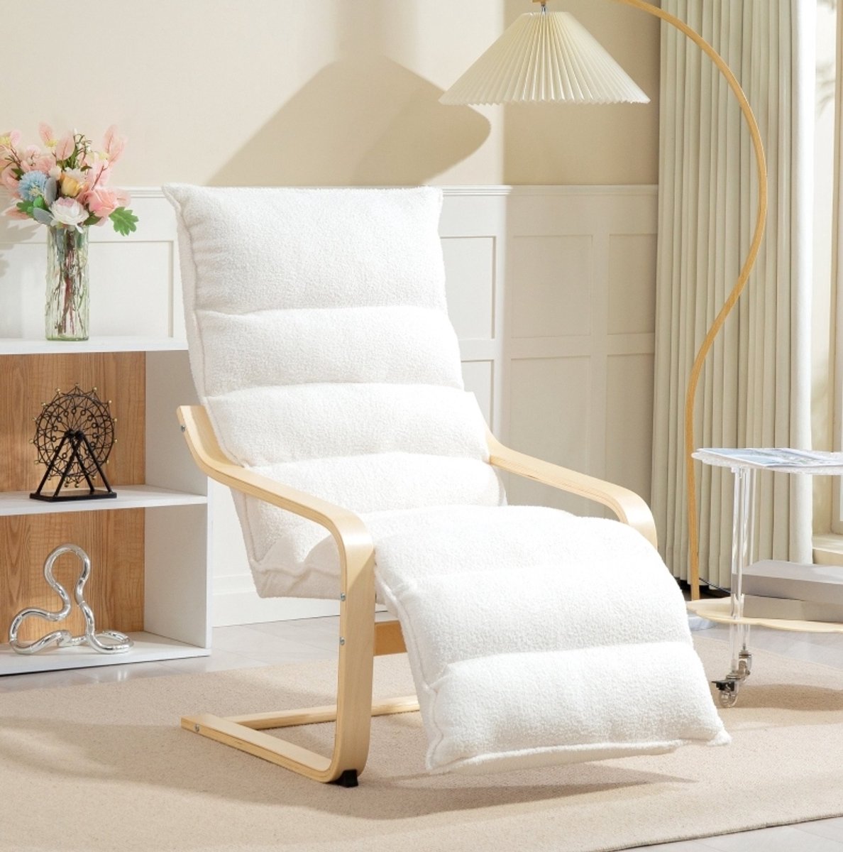 MODENUIT Fauteuil 67 cm - Verstelbare Voetensteun - Voor Woonkamer En Leeshoek - Sherpa Fleece - Wit