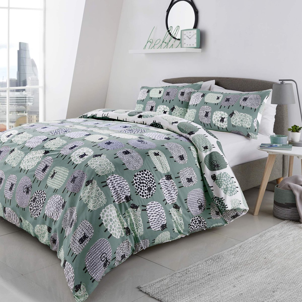 Omgoods - Super King Size Duvet Cover 260x220 cm met Dotty Sheep Design