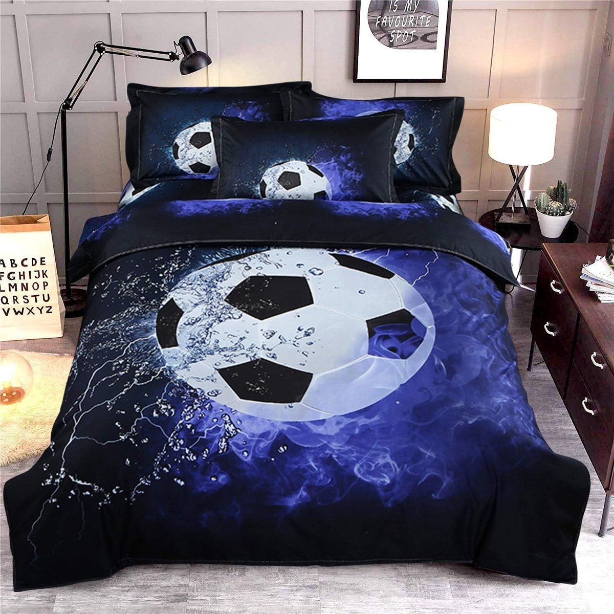 Omgoods - Zwart-Wit-Blauw Voetbal Dekbedovertrek Set - 200x200cm voor Kinderen
