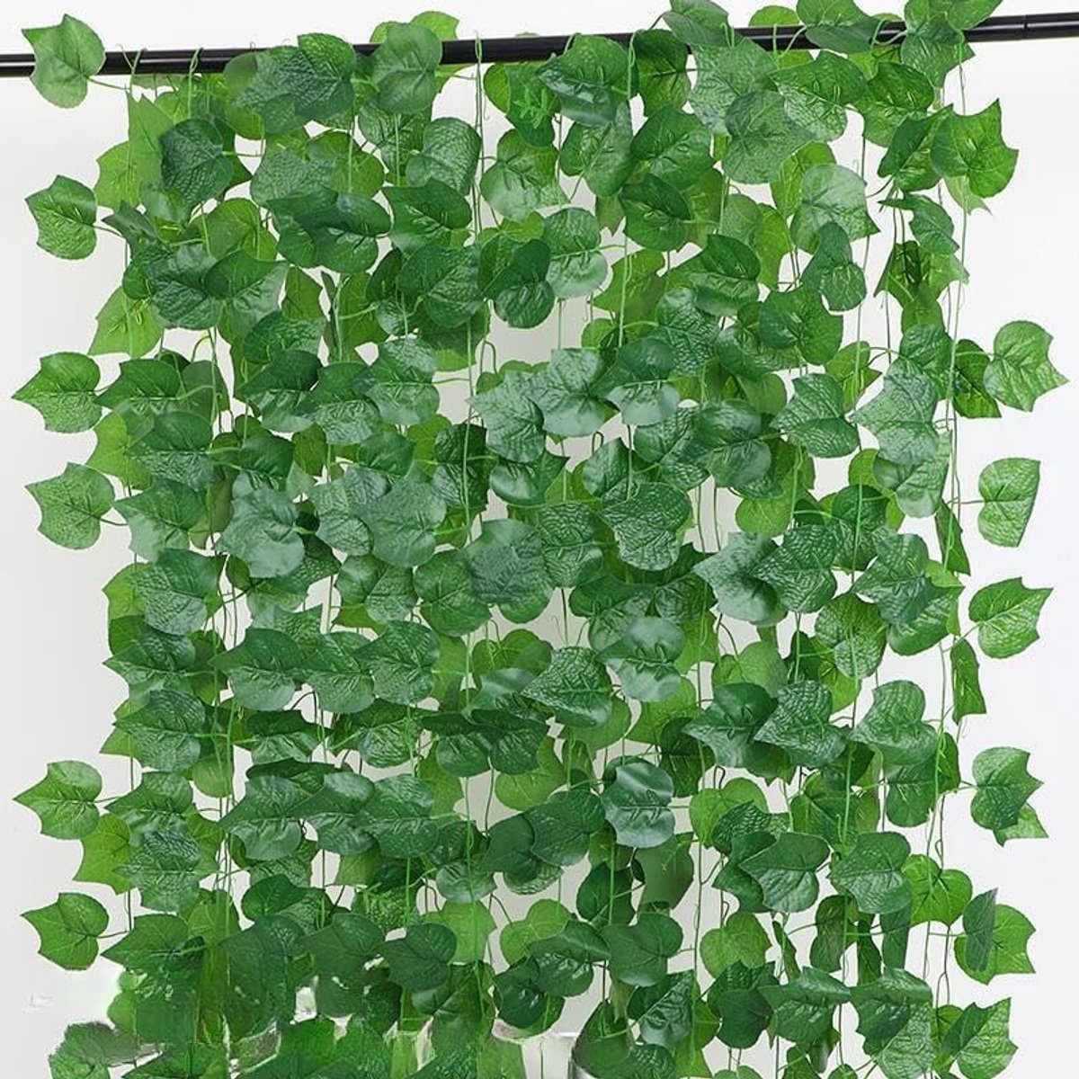 Kunst Druivenblad Slingers - Kunstplanten Slingers - UV-Bestendige Kunstbladeren - 36 Bladeren per Slinger - 2,3 m - Voor Binnen & Buiten - Tuin, Balkon, Pergola & Woondecoratie - 12 Stuks