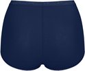 Donkerblauwe Sloggi maxi slip, achterkant zichtbaar. Met kanten rand.