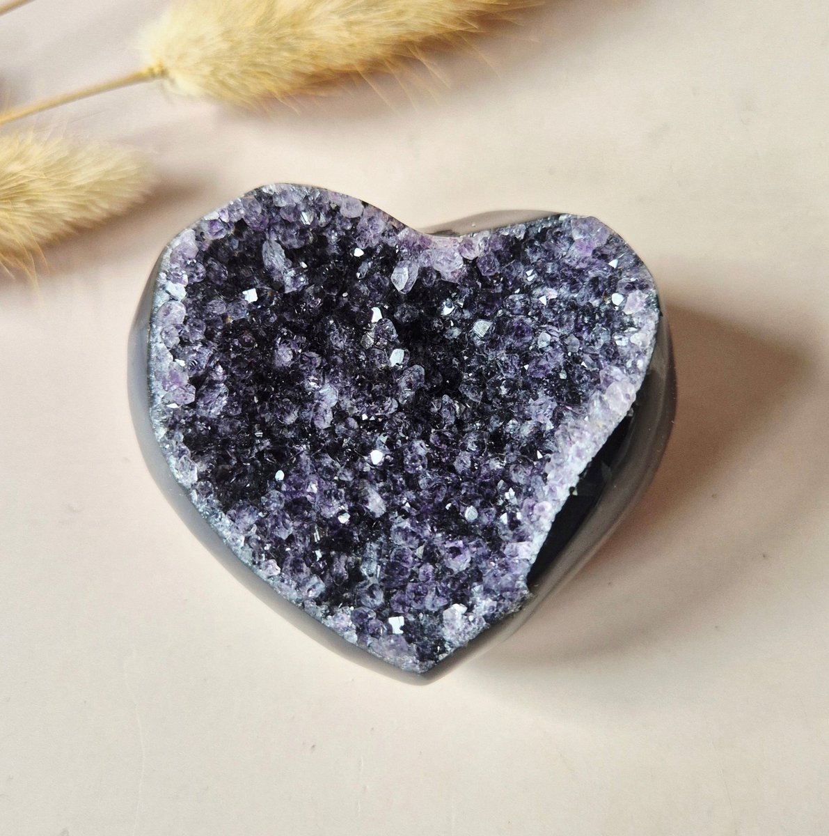 Amethist Druzy Hart 172g – Natuurlijk Edelsteen Hart met Sprankelende Kristallen