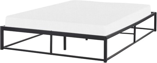 Cadre de lit noir en métal avec matelas blanc, vue d'ensemble