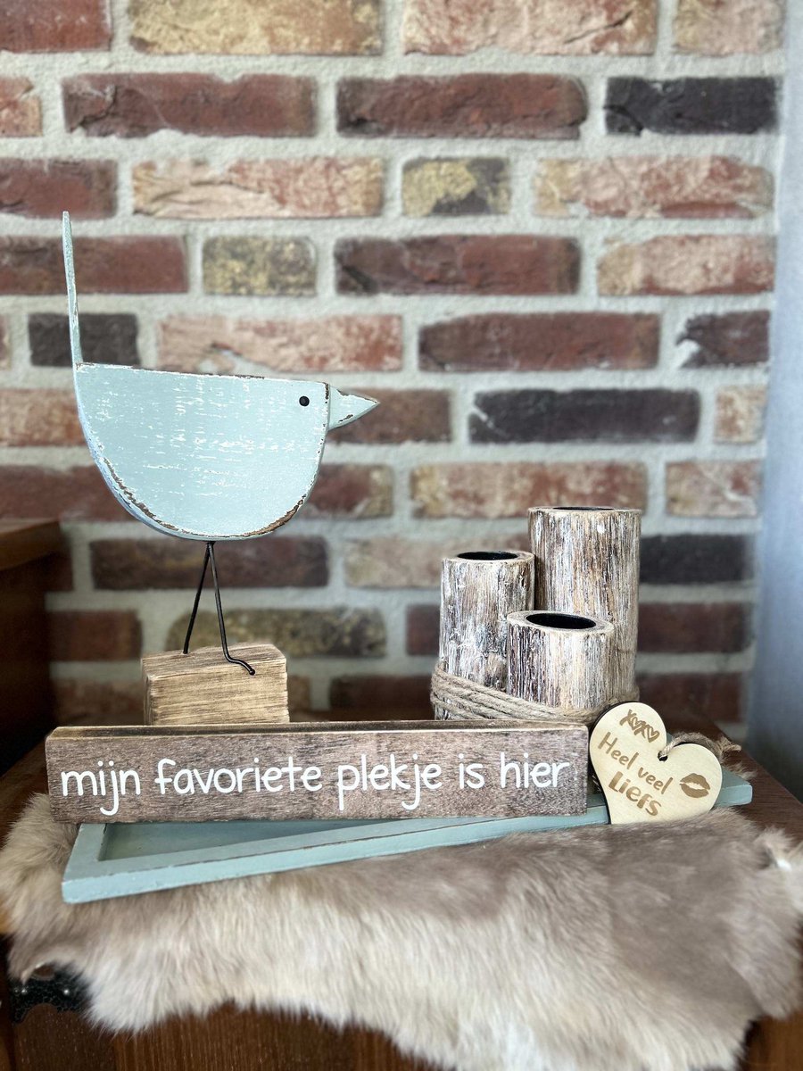 Creaties van hier – Cadeau pakket Favoriete plekje - dienblaadje blauw - vogel op blok - waxinehouders - tektblokje favoriete plekje - met houten hartje -