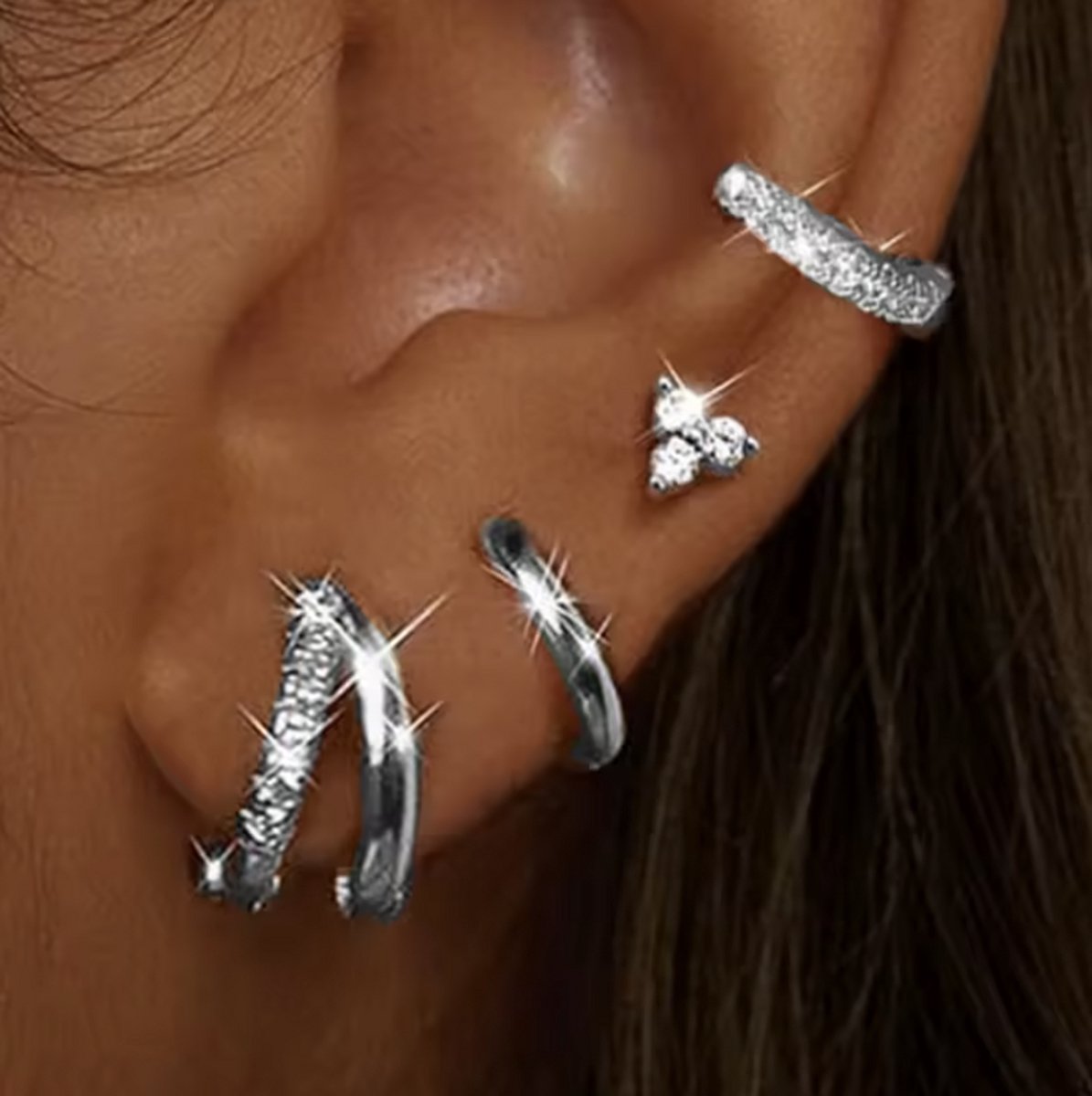 Oorbellen Set - 4 stuks - Kleur: Zilver - Luxe Oorbellen - Incl. Cadeauverpakking - Oorhangers / Oorring / Oorknopjes - Hoge Kwaliteit RVS - Stainless Steel / Roestvrijstaal - Verkleurt Niet - Oorbellen Set - Oorbellen Vrouwen / Dames