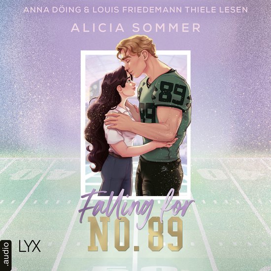 Een footballspeler met nummer 89 kust een vrouw. Titel: Falling for NO. 89.