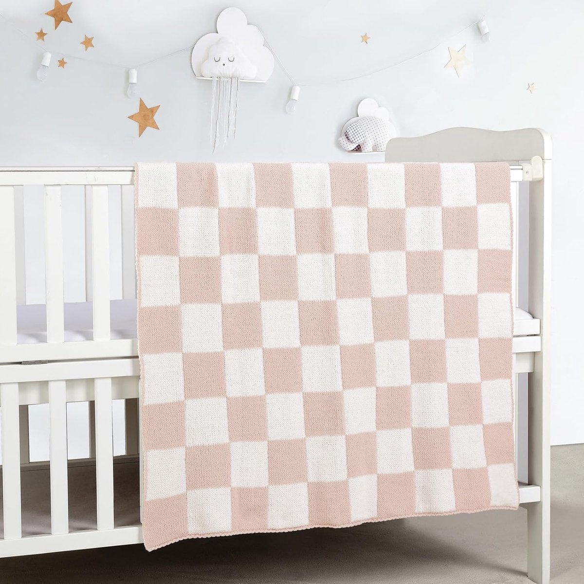 Set voor meisjes, luier/caddy-organizer mand met 2 dekens, 1 Taggie, 1 Lovey, 3 sokken, 1 hoofdband, 1 geschenkzakje met lint, essentiële cadeauset voor pasgeborenen (roze)