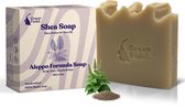 GREEN FADEL Aleppo Formula Zeep Olijfolie en Sheaboter ca. 100 g - Alles-in-één zeep voor gezicht lichaam handen en haar - Handgemaakt - Plasticvrij verpakt