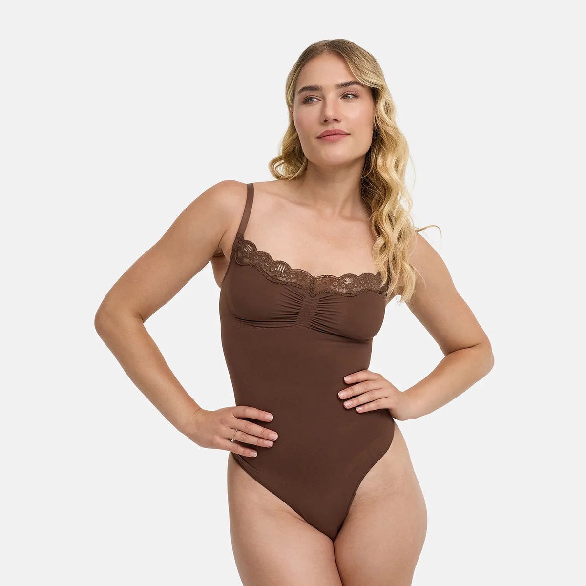 cfab Bodysuit met corrigerende werking en kant - Bruin - L - Corrigerende Body - Naadlos - corrigerend ondergoed dames