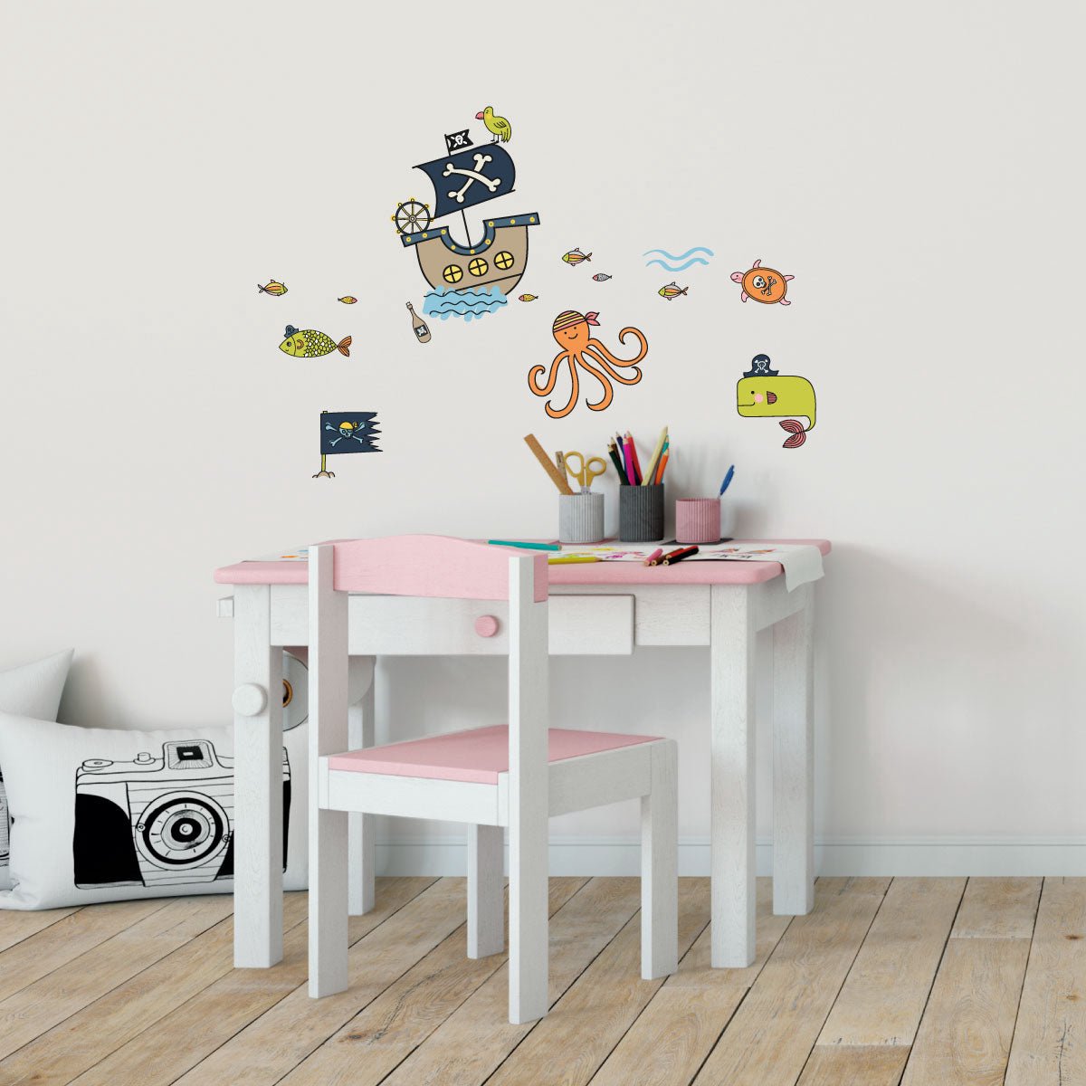 Ambiance Sticker Muurstickers - ZEEDIEREN EN PIRATEN - transparante zelfklevende achtergrond - 110x110cm Multi color