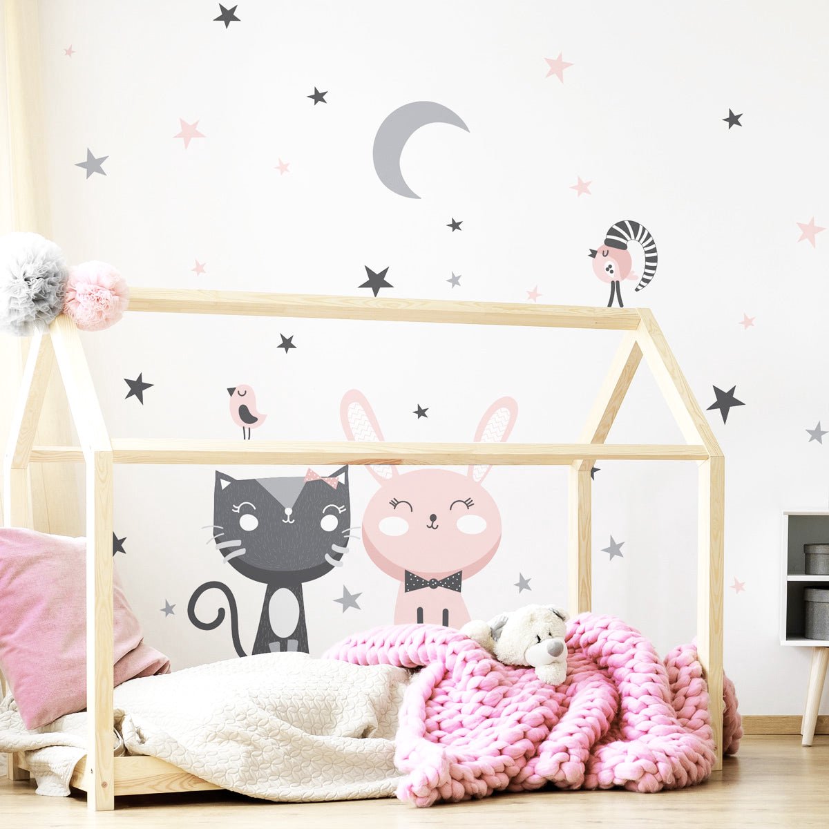 Ambiance Sticker Muurstickers - Kat, konijn en vogels tussen de sterren - Zelfklevende stickers - 145x110cm Multi color