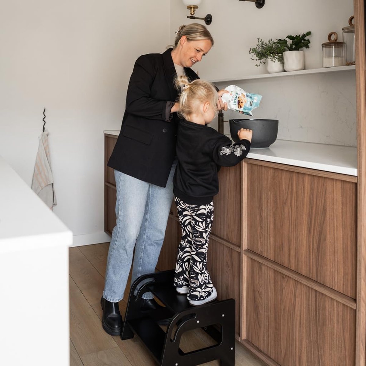 Houten opstapje - krukje zwart - ShopVlot